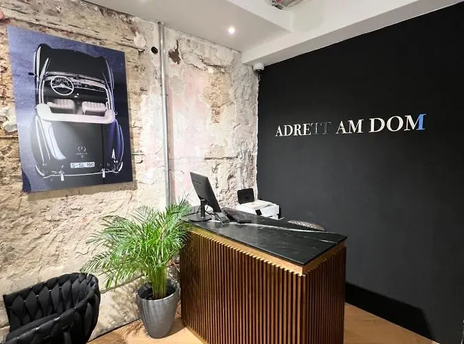 Budget Just For Sleeping - Digital Access Hotel Keulen