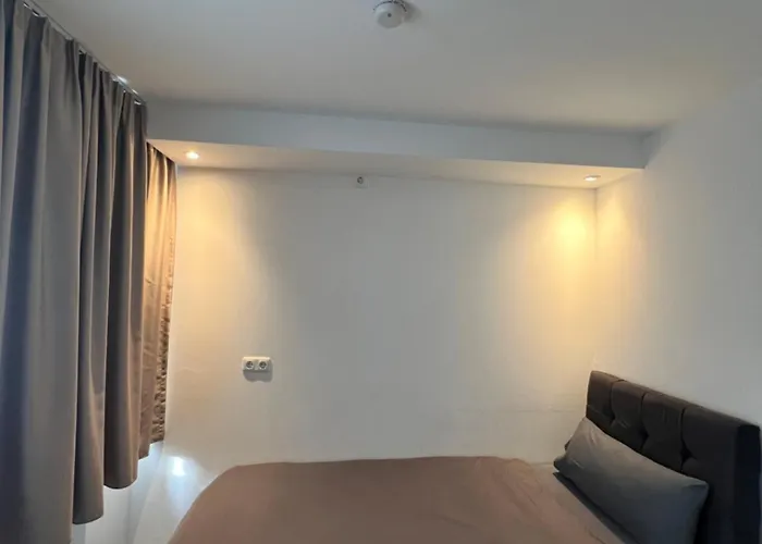 Budget Just For Sleeping - Digital Access Hotel *