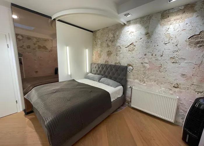 Budget Just For Sleeping - Digital Access Hotel Colonia